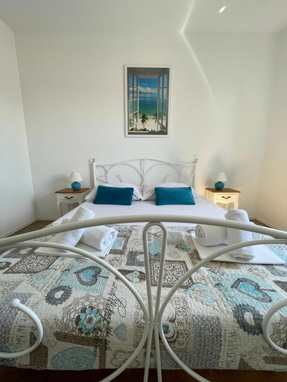 Apartments Nada Betina  Εξωτερικό φωτογραφία
