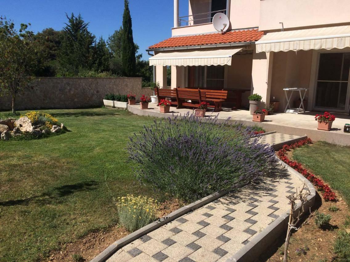 Apartments Nada Betina  Εξωτερικό φωτογραφία